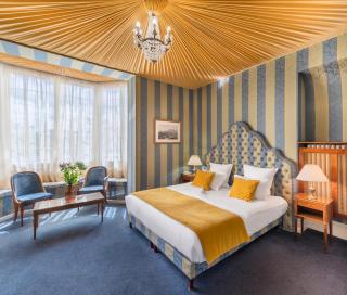 Grand Hôtel Des Templiers, Piscine & Spa - Reims - 9