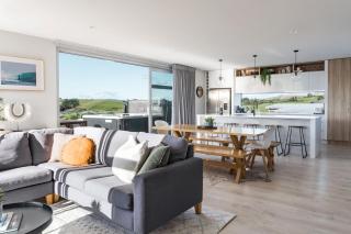 Hillside Haven House & Unit - Raglan - 8