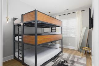 Trendy East Nashville near Coffee Shops & Downtown - 3