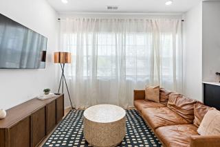 Spacious Modern 4 Bed 2 Bedroom near Downtown - Nashville - 8