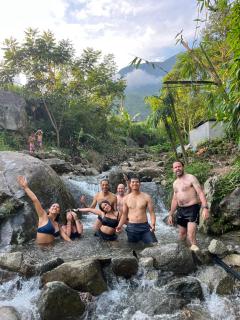 SaPa Hmong Streamside Homestay - Sapa - 4