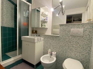 Superbe studio rénové, plein sud, au pied des pistes avec parking et balcon – 4 pers, Montgenèvre - FR-1-445-196 - 2