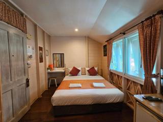 Samsen Sam Place - Bangkok - 6