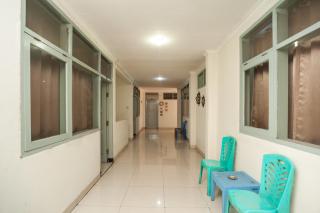 RedDoorz Plus near RS PMI Bogor - Bogor - 3