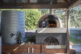 Free night on us this winter at All Seasons - Mollymook - 7