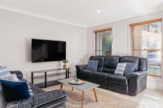 1 23 Booyong Street - 7