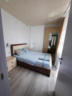 Apartment with a unique sea view on the beach in Batumi - Batumi - 4