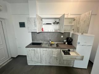 Sea Point Suites - Hanioti - 4
