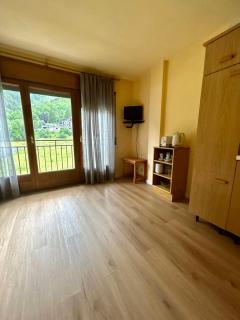 Apartamentos Turisticos Poblado - Arinsal - 4