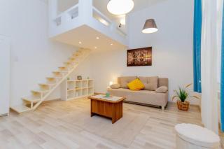 Cozy Nest by the Andrássy Avenue - Budapest - 0