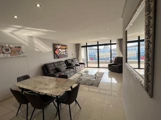 12 Palm Boulevard Apt 404 by WhereToGo - Durban - 9