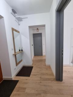 Ultra-Central 1 Bed Apartment, str Nicolae Iorga - Baia Mare - 5