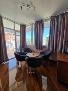 Blue Stella Luxury Apartment - 1