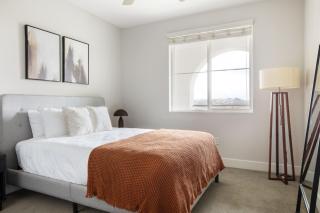 Carmel Valley 2br w gym bbq wd nr dining SAN-28 - 1