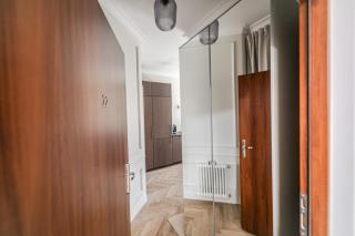 Królewska Deluxe Comfy Apartment by BookingHost - 1