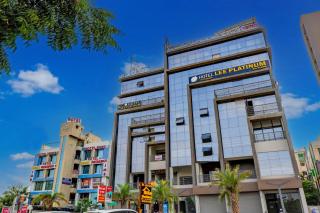HOTEL LEE PLATINUM - Ahmedabad - 7