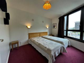 Charmant Apt 4 Pers, Balcon Sud, Pied des Pistes, Confort Moderne, Proche Commerces, Les Menuires - FR-1-452-212 - Les Menuires - 2