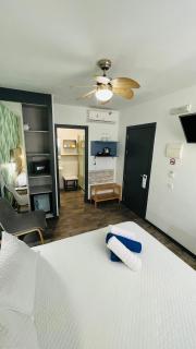 Bajondillo Beach Cozy Inns - Torremolinos - 6