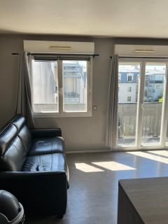 Cosy apartment Disneyland Paris en face de la gare RER val d'Europe - 5