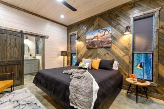 Unwind in Style! *NEW* Sip and Stay Hideaway - Broken Bow - 2