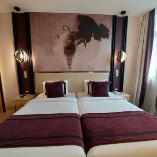 BEYZAA HOTEL AND SUITES - Calcutta - 4