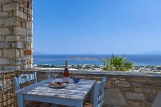 VILLA ROSSI Paros Luxury Apartments and Suites - Drios - 9