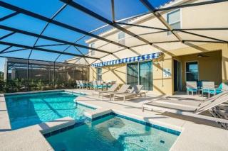 6-Bedroom Solterra Villa with Private Pool, Spa & Lake View - 4