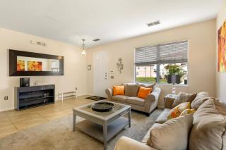 South Facing Pool & Spa - Fenced Yard - Game Room - Family Friendly - Near Disney - 3