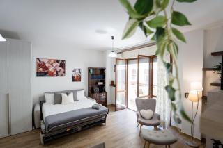 Oxilia Flat - Loreto District - Milan - 0
