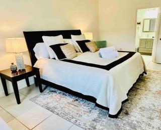 Awesome Apartment near the Beach - Naples - 4