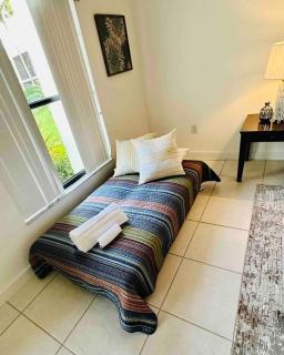 Awesome Apartment near the Beach - 8