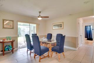Dock and Screened Porch Waterfront Cape Coral Home - Cape Coral - 4