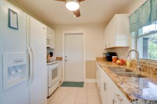 Dock and Screened Porch Waterfront Cape Coral Home - Cape Coral - 2