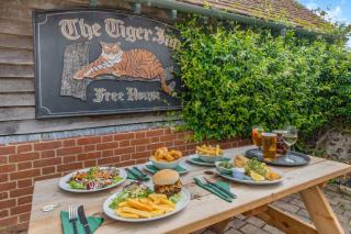 Tiger Inn - Catherine - Eastbourne - 1