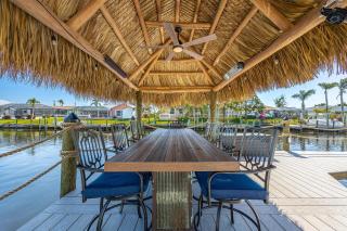 Gulf Access, Heated Pool and Spa, Sleeps 10 - Villa All Decked Out - Roelens Vacations - Cape Coral - 6