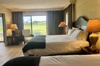 Golf and Tennis Community - Executive Suite - Golf Course Views - Wesley Chapel - 6