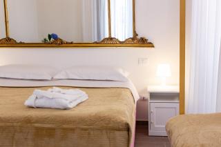 Idiana Bed and Breakfast - 1