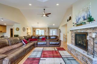 White Swan Lake Home Near Hiking and Snowmobiling! - Bigfork - 7