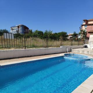 Уютно и просторно студио - 7