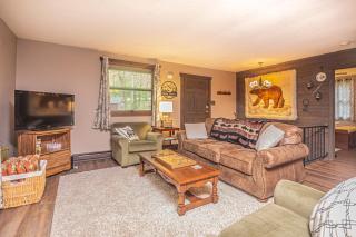 Woodside Retreat - McHenry - 6