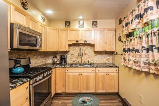 Woodside Retreat - McHenry - 3