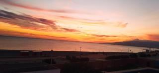 Primera línea, magníficas vistas al mar y a la playa - Retamar - 6