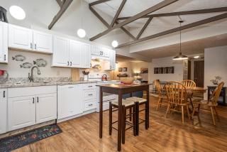Cub House - McHenry - 5