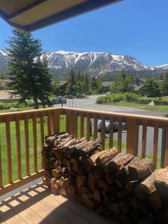 Snowcreek II 2 plus loft 2 bathroom end unit condo sleeping 8 people with amazing mountain view - Mammoth Lakes - 6