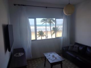 Apartamento pé na areia 02 - Praia Grande - 1