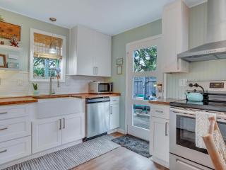 Salt Palms Cottage - Tybee Island - 1