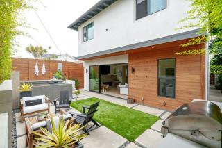 Contemporary Indoor Outdoor Living Walk to Beach - Encinitas - 5