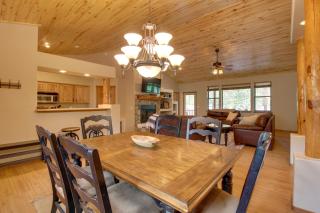 Furnished Deck and Grill Wooded Torreon Cabin - 7