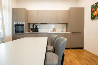 Charming 2-Room Apartment with Balcony, 15 Min to Center - Vienne - 7