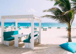 Casa Hibiscus, beach and pool, Orient Bay - Orient Bay - 8
